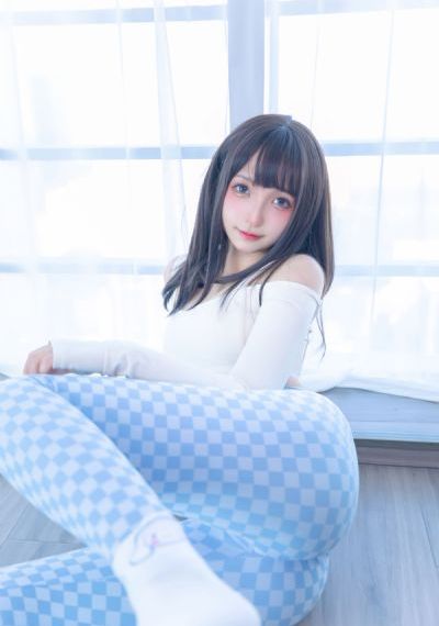 边摸边做边吃奶_全集高清西瓜视频在线观看