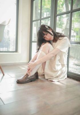 小草在线视频日本阿v_手机迅雷在线手机观看