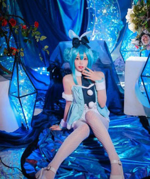 国内老女人偷人av_蓝光字幕免费国语在线观看